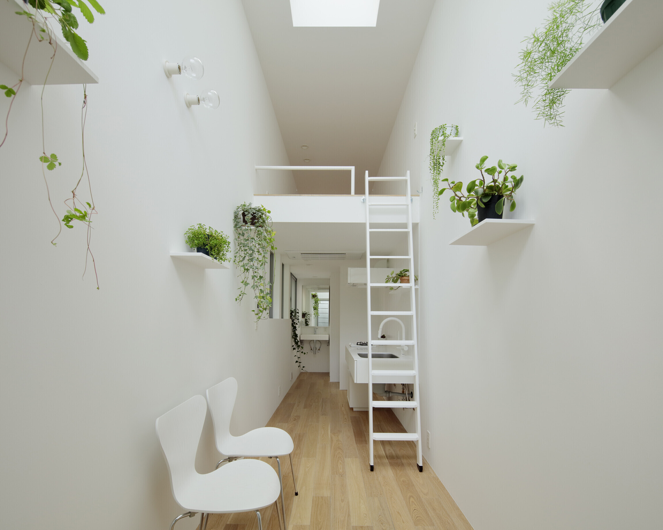 『敷地面積50平方メートル以下の狭小住宅 建築事例10選』<br>コンパクト住宅やローコスト住宅、店舗兼用住宅など、狭小住宅の家づくり。